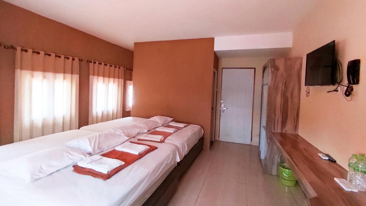 Hotel Syariah Larismanis Semarang Exteriér fotografie