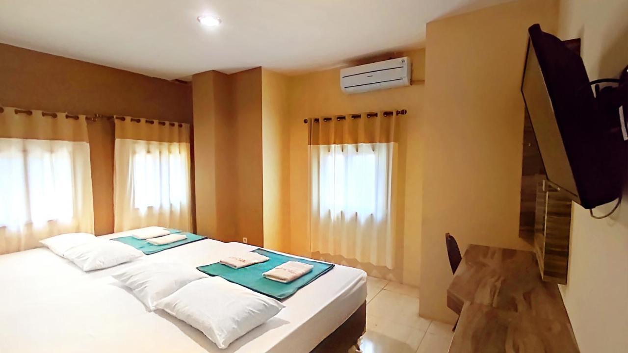 Hotel Syariah Larismanis Semarang Exteriér fotografie