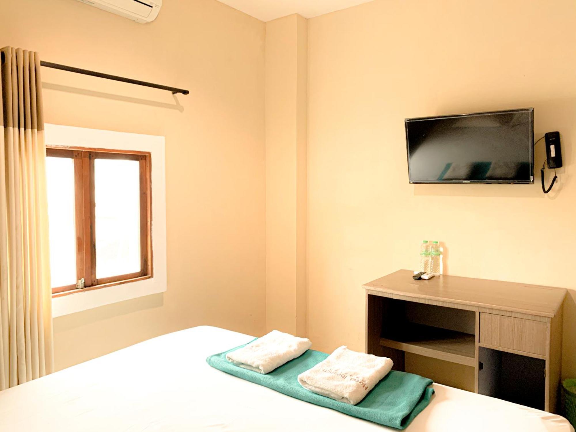 Hotel Syariah Larismanis Semarang Exteriér fotografie
